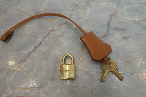HERMES／エルメス ケリー28 トワルアッシュ/クシュベル ベージュ/ゴールド 〇U刻印 ハンドバッグ 700040217