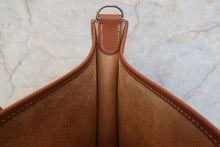 将图片加载到图库查看器，HERMES EVELYNE 3PM Epsom leather Gold □L刻印 Shoulder bag 700090217
