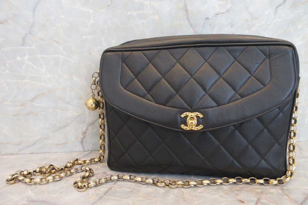 CHANEL Matelasse chain shoulder bag Caviar skin Black/Gold hadware Shoulder bag 600110141