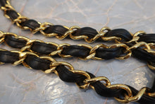 Load image into Gallery viewer, CHANEL  V-Stitch chain shoulder bag Lambskin Black/Gold hadware Shoulder bag 700100063
