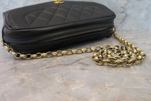 Load image into Gallery viewer, CHANEL Matelasse chain shoulder bag Caviar skin Black/Gold hadware Shoulder bag 600110141
