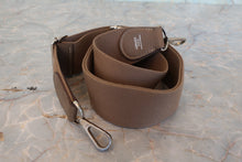 Load image into Gallery viewer, HERMES EVELYNE 3ＧＭ Clemence leather Etoupe gray □P Engraving Shoulder bag 800090112

