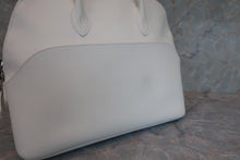 Load image into Gallery viewer, HERMES BOLIDE 1923 Swift leather White  □K Engraving Hand bag 500110102
