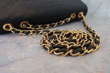 Load image into Gallery viewer, CHANEL Big Matelasse Single flap chain shoulder bag Lambskin Black/Gold hadware Shoulder bag 600080029
