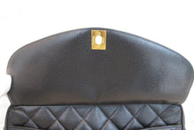 Load image into Gallery viewer, CHANEL Matelasse chain shoulder bag Caviar skin Black/Gold hadware Shoulder bag 600110141
