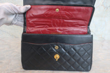 将图片加载到图库查看器，CHANEL/香奈儿 巴黎限定 CF 双盖 链条包 羊皮 Black/Gold hadware(黑色/金色金属) 肩背包 800030144
