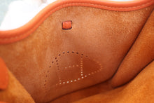 将图片加载到图库查看器，HERMES EVELYNE TPM Clemence leather Feu Y刻印 Shoulder bag 600100083
