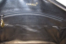 Load image into Gallery viewer, CHANEL Matelasse chain shoulder bag Caviar skin Black/Gold hadware Shoulder bag 600110141
