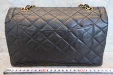 Load image into Gallery viewer, CHANEL Paris Limited Matelasse double flap chain shoulder bag Lambskin Black/Gold hadware Shoulder bag 700100075
