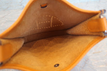 将图片加载到图库查看器，HERMES  EVELYNE TPM Clemence leather Orange C刻印 Shoulder bag 700090048
