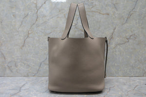HERMES／エルメス ピコタンロックＭＭ トリヨンクレマンス トゥルティエールグレー □N刻印 ハンドバッグ 700090041