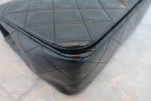 Load image into Gallery viewer, CHANEL Matelasse Full Flap chain shoulder bag Lambskin Black/Gold hadware Shoulder bag 800030134
