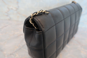 CHANEL/シャネル チョコバーミニチェーンショルダーバッグ ラムスキン ブラック/ゴールド金具 ショルダーバッグ 700050268