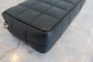 CHANEL/シャネル チョコバーミニチェーンショルダーバッグ ラムスキン ブラック/ゴールド金具 ショルダーバッグ 700050268