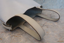 Load image into Gallery viewer, HERMES PICOTIN LOCK TOUCH MM Clemence leather/Swift leather Blue pale/Pearl gray □R Engraving Hand bag 700100079
