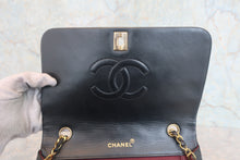 Load image into Gallery viewer, CHANEL Matelasse Full Flap chain shoulder bag Lambskin Black/Gold hadware Shoulder bag 800030134
