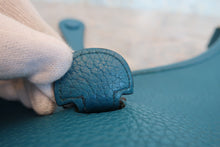 将图片加载到图库查看器，HERMES EVELYNE 3PM Clemence leather Blue izmir Shoulder bag 800040133
