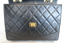 将图片加载到图库查看器，CHANEL/香奈儿 2.55 单盖包 链条包 羊皮 Black/Gold hadware(黑色/金色金属) 肩背包 700010052
