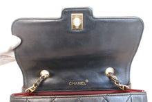 画像をギャラリービューアに読み込む, CHANEL/シャネル マトラッセチェーンショルダーバッグ ラムスキン ブラック/ゴールド金具 ショルダーバッグ 700070153
