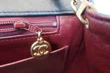 Load image into Gallery viewer, CHANEL Matelasse Full Flap chain shoulder bag Lambskin Black/Gold hadware Shoulder bag 800030134

