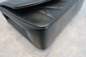 CHANEL/シャネル ダイアナマトラッセチェーンショルダーバッグ ラムスキン ブラック/ゴールド金具 ショルダーバッグ 700090012
