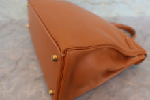 画像をギャラリービューアに読み込む, HERMES／エルメス ケリー35 ヴォーガリバー ゴールド ○X刻印 ショルダーバッグ 800070108
