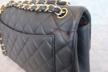 将图片加载到图库查看器，CHANEL/香奈儿 中号CF 双盖 双链条包 羊皮 Black/Gold hadware(黑色/金色金属) 肩背包 800010203
