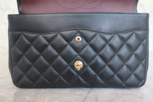 将图片加载到图库查看器，CHANEL/香奈儿 中号CF 双盖 双链条包 羊皮 Black/Gold hadware(黑色/金色金属) 肩背包 800010203
