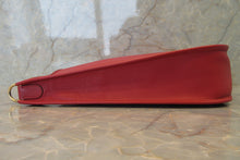 Load image into Gallery viewer, HERMES  EVELYNE1 GM Graine Couchevel leather Rouge vif □F Engraving Shoulder bag 700090118
