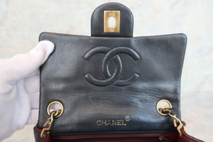 CHANEL Mini Matelasse single flap chain shoulder bag Lambskin Black/Gold hadware Shoulder bag 600040024