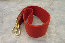 Load image into Gallery viewer, HERMES  EVELYNE1 GM Graine Couchevel leather Rouge vif □F Engraving Shoulder bag 700090118
