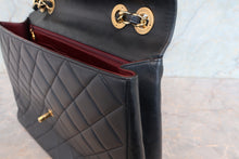 画像をギャラリービューアに読み込む, CHANEL/シャネル ココマークチェーンショルダーバッグ ラムスキン ブラック/ゴールド金具 ショルダーバッグ 700110127
