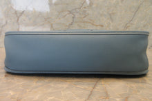 Load image into Gallery viewer, HERMES  EVELYNE1 GM Graine Couchevel leather Blue jean □A Engraving Shoulder bag 700090122
