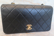 將圖片載入圖庫檢視器 CHANEL/シャネル ミニマトラッセチェーンショルダーバッグ ラムスキン ブラック/ゴールド金具 ショルダーバッグ 700120249
