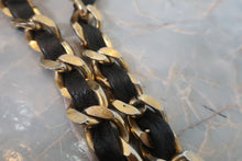 画像をギャラリービューアに読み込む, CHANEL/シャネル ココマーク巾着チェーンショルダーバッグ キャビアスキン ブラック/ゴールド金具 ショルダーバッグ 800020068
