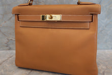 Load image into Gallery viewer, HERMES KELLY 28 Box carf leather Natural □A Engraving Hand bag 700060053
