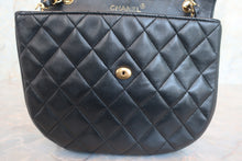 画像をギャラリービューアに読み込む, CHANEL/シャネル デカココチェーンショルダーバッグ ラムスキン ブラック/ゴールド金具 ショルダーバッグ 700060285
