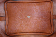 将图片加载到图库查看器，HERMES PICOTIN PM Clemence leather Orange □H刻印 Hand bag 800080009
