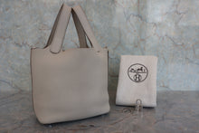 将图片加载到图库查看器，HERMES PICOTIN LOCK PM Clemence leather Craie U刻印 Hand bag 800070139
