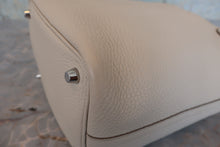 将图片加载到图库查看器，HERMES PICOTIN LOCK PM Clemence leather Craie U刻印 Hand bag 800070139
