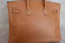 Load image into Gallery viewer, HERMES BIRKIN 35 Ardennes leather Natural 〇X Engraving Hand bag 600090067
