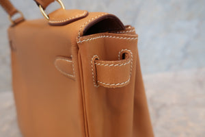 HERMES KELLY 28 Box carf leather Natural □A Engraving Hand bag 700060053