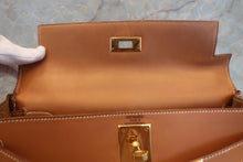 Load image into Gallery viewer, HERMES KELLY 28 Box carf leather Natural □A Engraving Hand bag 700060053
