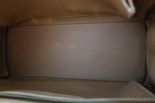 Load image into Gallery viewer, HERMES KELLY 28 Box carf leather Natural □A Engraving Hand bag 700060053
