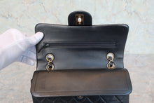 画像をギャラリービューアに読み込む, CHANEL/シャネル マトラッセＷフラップＷチェーンショルダーバッグ ラムスキン ブラック/ゴールド金具 ショルダーバッグ 800090052
