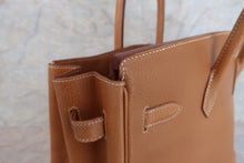 Load image into Gallery viewer, HERMES BIRKIN 35 Ardennes leather Natural 〇X Engraving Hand bag 600090067
