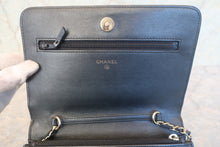 將圖片載入圖庫檢視器 CHANEL/シャネル マトラッセチェーンウォレット ラムスキン ブラック/ゴールド金具 ショルダーバッグ 700120156

