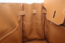 Load image into Gallery viewer, HERMES BIRKIN 35 Ardennes leather Natural 〇X Engraving Hand bag 600090067
