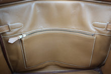 Load image into Gallery viewer, HERMES BIRKIN 35 Ardennes leather Natural 〇X Engraving Hand bag 600090067
