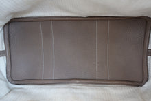 将图片加载到图库查看器，HERMES  GARDEN PARTY PM Negonda leather Etoupe gray X刻印 Tote bag 800070133
